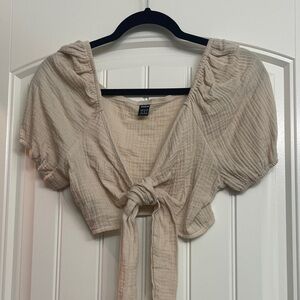 SHEIN Cream Tie-Front Puff Sleeve Crop Top